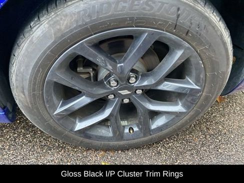 Used 2021 Dodge Charger SXT w/ Blacktop Package image 12