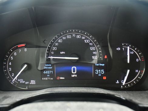 Used 2018 Cadillac XT5 Luxury w/ LPO, Wheel Lock Package image 25