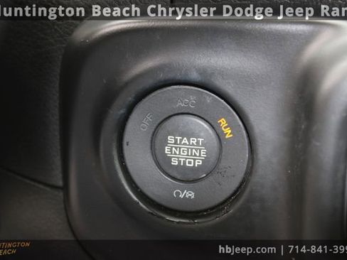 Used 2022 Jeep Wrangler Unlimited Sahara image 22