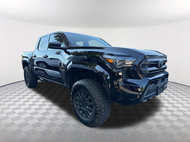 Used 2026 Toyota Tacoma SR AWD/4WD image 3