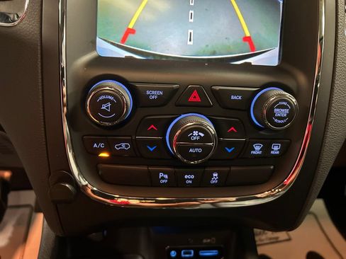 Used 2015 Dodge Durango Limited AWD/4WD image 19