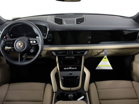 New 2026 Porsche Cayenne image 11