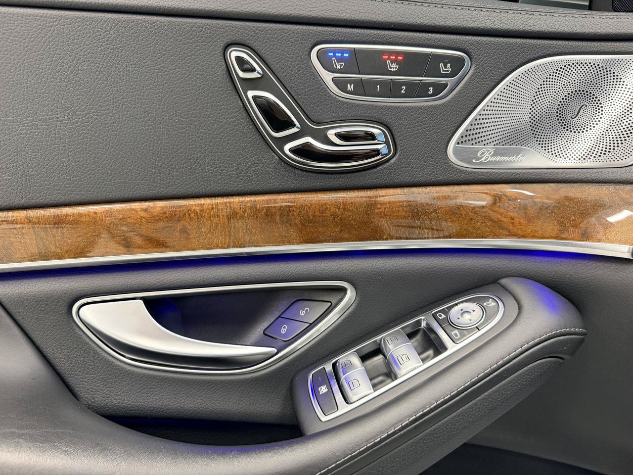 Used 2015 Mercedes-Benz S 550 Sedan image 21