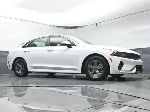 Used 2023 Kia K5 LXS FWD image 33