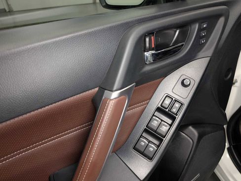 Used 2018 Subaru Forester 2.5i Touring w/ Popular Package #3B image 38