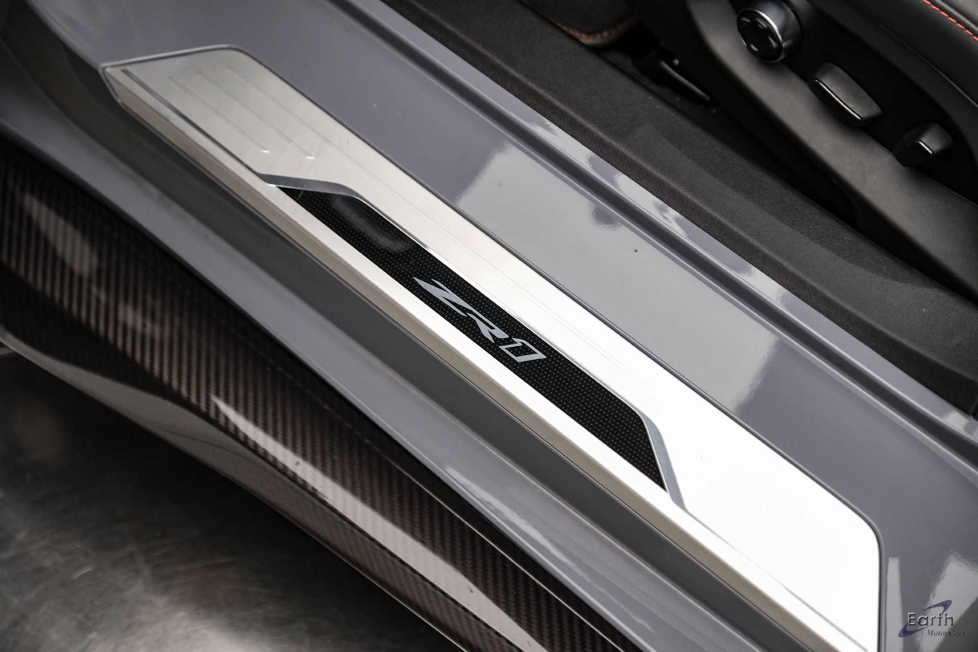 Used 2025 Chevrolet Corvette ZR1 w/ ZR1 Carbon Fiber Aero Package RWD image 59