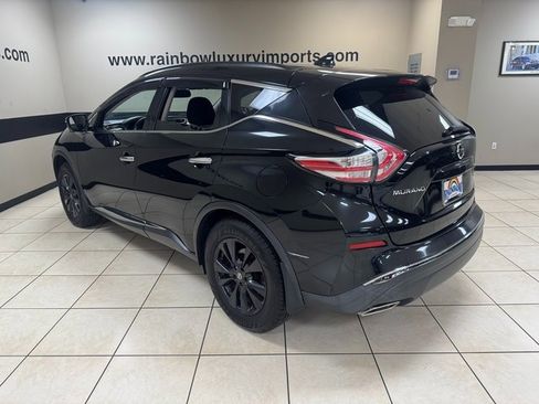 Used 2017 Nissan Murano SV w/ Premium Plus Package image 4