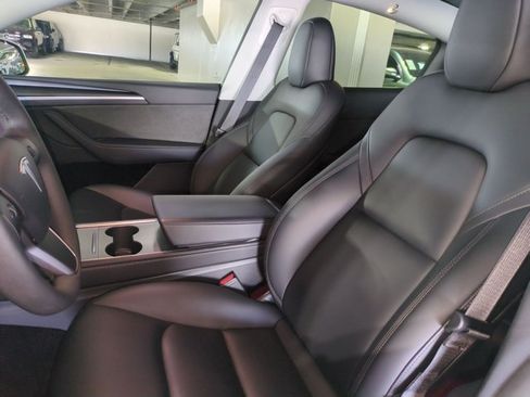 Used 2023 Tesla Model Y Long Range AWD/4WD image 18