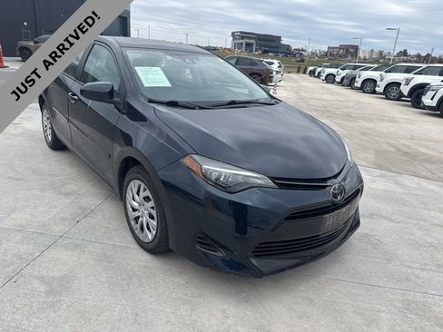 Used 2019 Toyota Corolla LE w/ Body Protection Package image 3