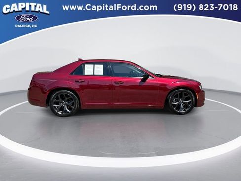 Used 2023 Chrysler 300 Touring w/ Sport Appearance Package RWD image 9