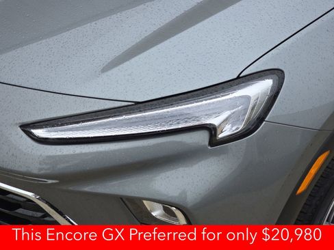 Used 2025 Buick Encore GX Preferred FWD image 37