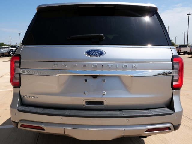 Used 2023 Ford Expedition Limited AWD/4WD image 5