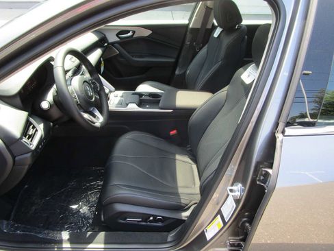 Certified 2025 Acura TLX w/ Technology Package image 13