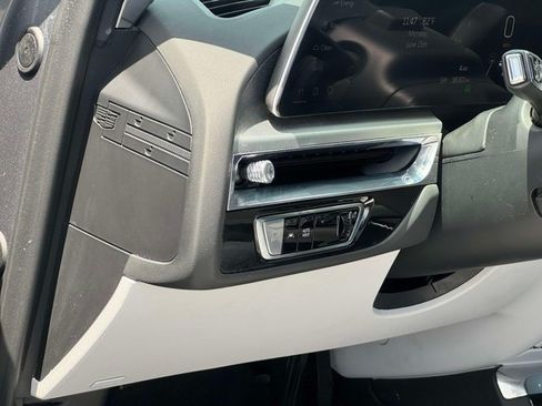 Certified 2023 Cadillac Lyriq 2WD image 16