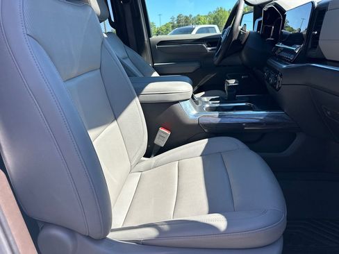 Used 2024 Chevrolet Silverado 1500 LTZ w/ LTZ Premium Package AWD/4WD image 14