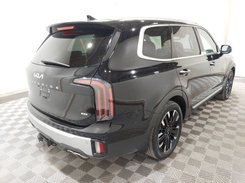 Used 2023 Kia Telluride SX AWD/4WD image 3