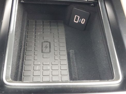 New 2026 Lincoln Corsair Premiere image 23