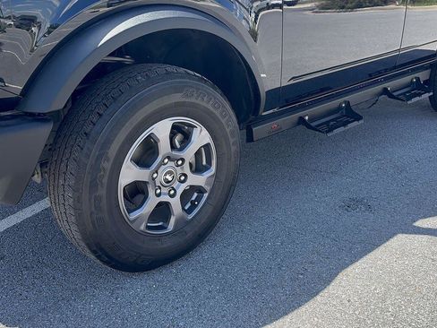 Used 2023 Ford Bronco Big Bend image 18