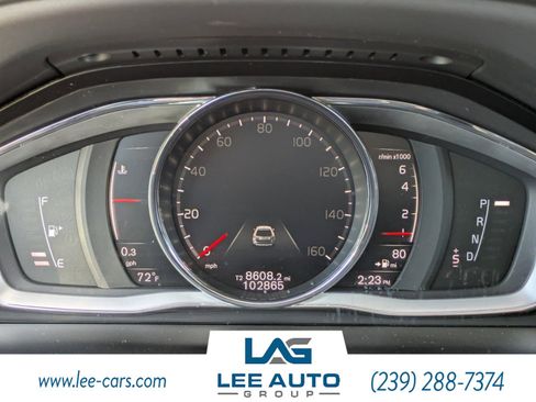 Used 2017 Volvo XC60 T5 Inscription w/ Advanced Package image 25