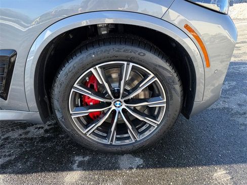 New 2026 BMW X5 xDrive50e image 16