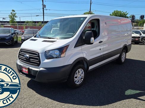 Used 2018 Ford Transit 250 130 Low Roof w/ Interior Upgrade Package RWD image 3