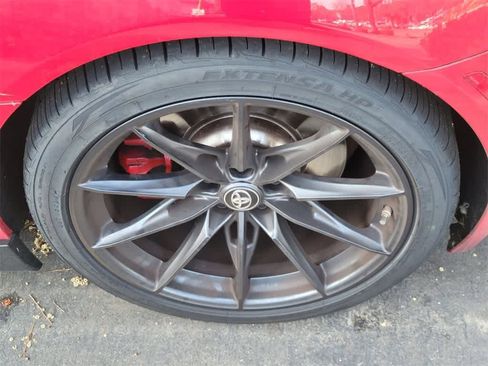 Used 2024 Toyota Supra Premium image 10