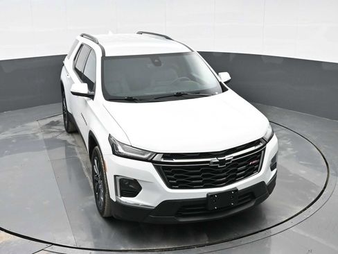 Used 2022 Chevrolet Traverse RS w/ LPO, Cargo Package image 21