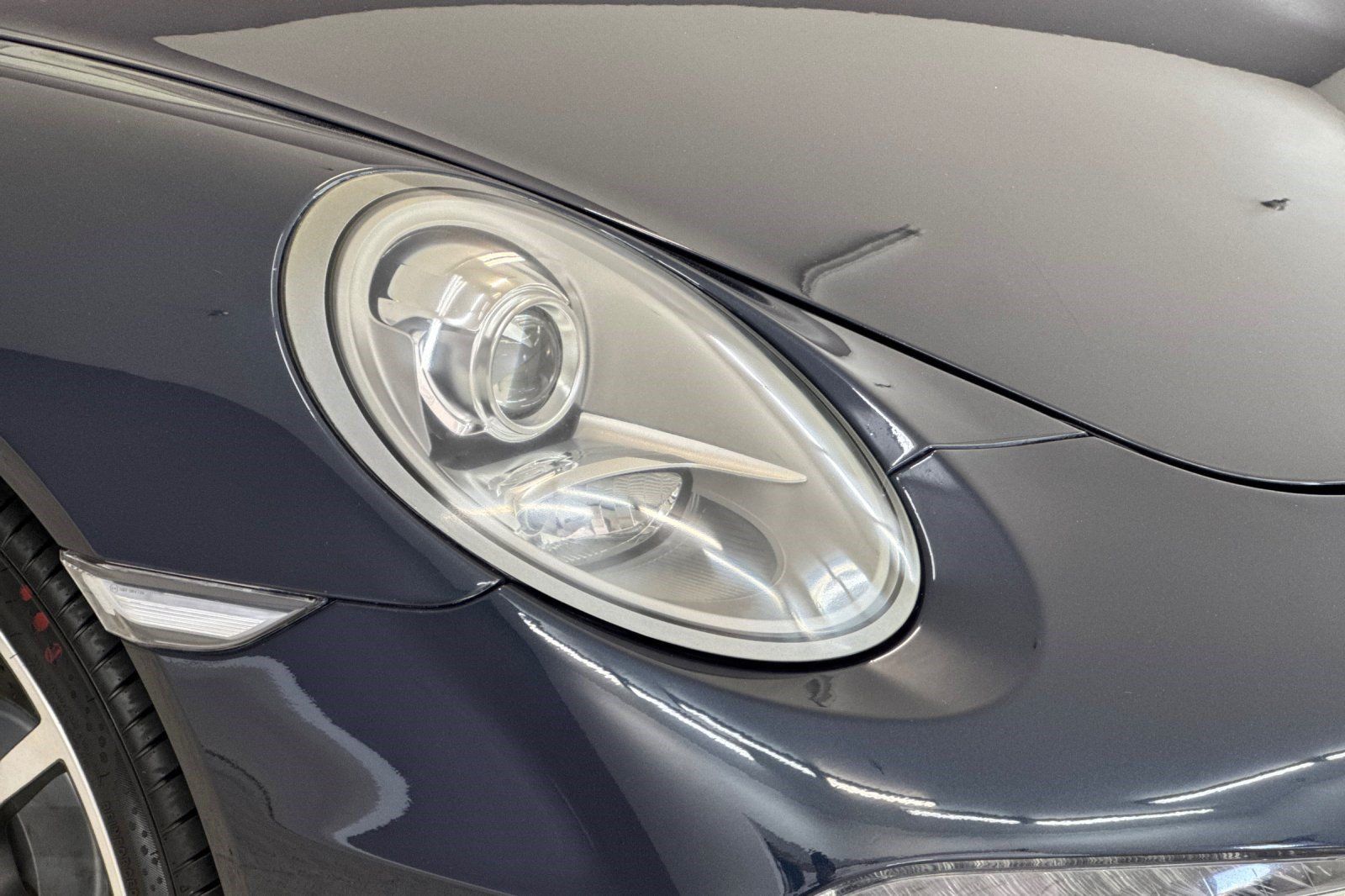 Used 2015 Porsche 911 Carrera RWD image 12