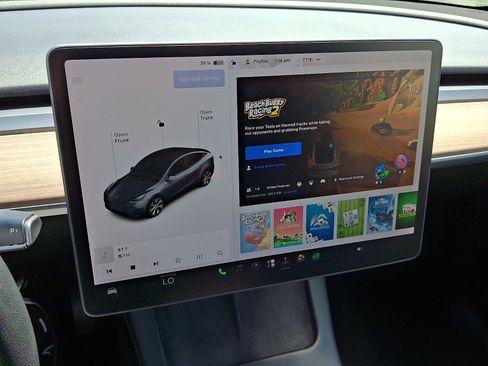 Used 2022 Tesla Model Y Long Range AWD/4WD image 19