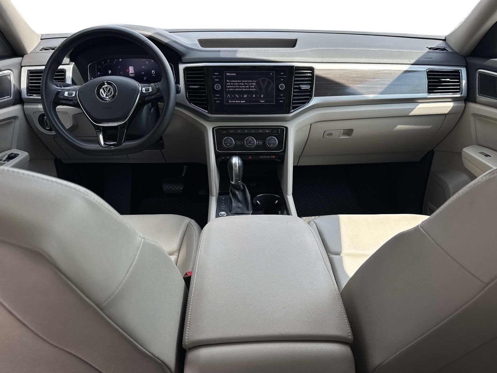 Used 2019 Volkswagen Atlas SEL FWD image 17