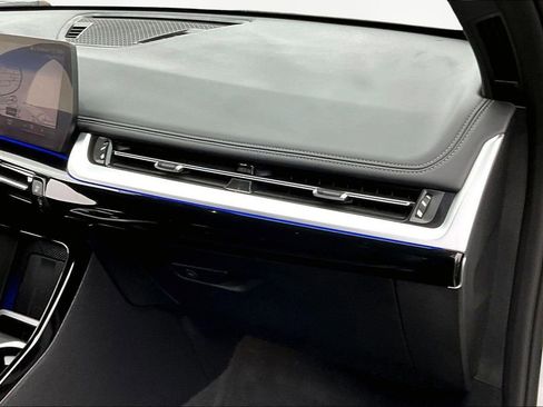 Used 2023 BMW X1 xDrive28i w/ Convenience Package image 18