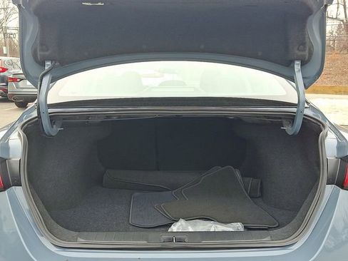 Used 2025 Nissan Sentra SR image 28