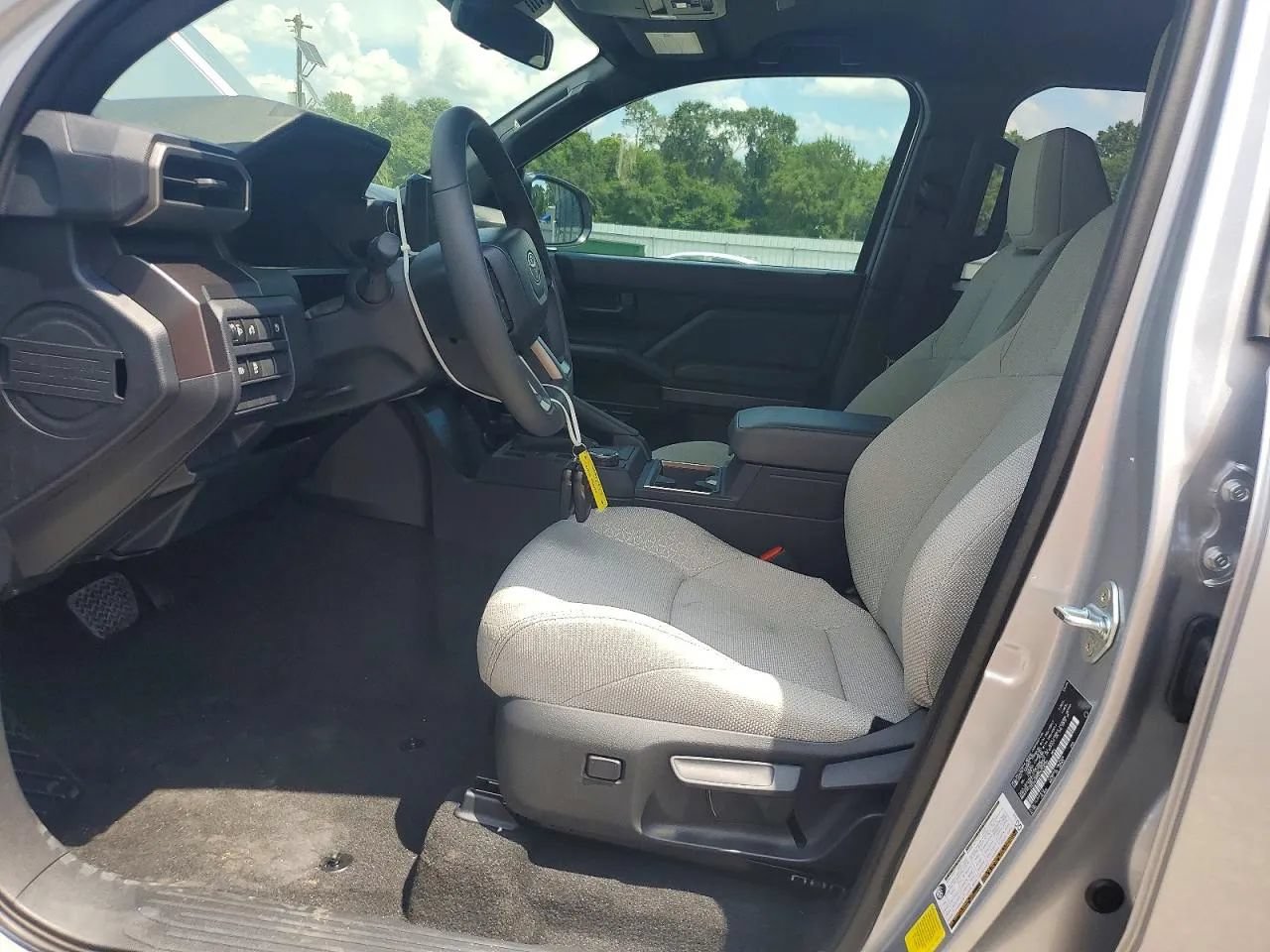 Used 2026 Toyota 4Runner SR5 RWD image 7