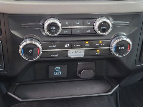 Used 2024 Ford F150 XLT image 24