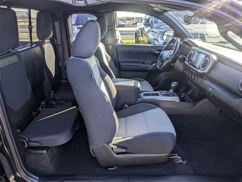 Used 2022 Toyota Tacoma TRD Sport image 26