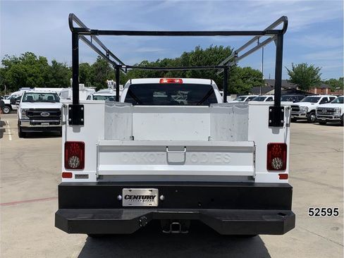 Used 2022 RAM 2500 Tradesman w/ Chrome Appearance Group AWD/4WD image 7