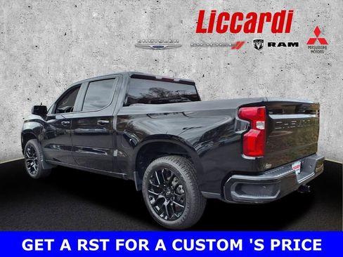 Used 2023 Chevrolet Silverado 1500 RST image 3
