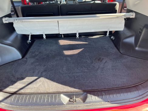 Used 2016 Toyota Prius V Four image 27