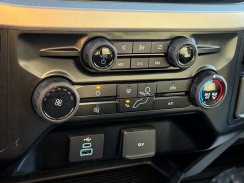 Used 2024 Ford F350 XLT image 30