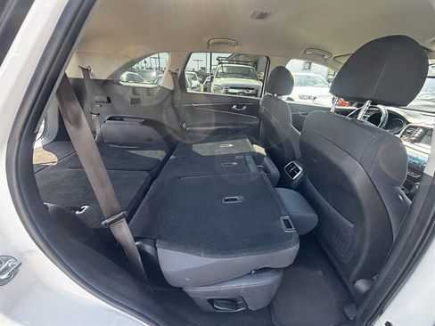 Used 2018 Kia Sorento LX w/ LX V6 Convenience Package image 30