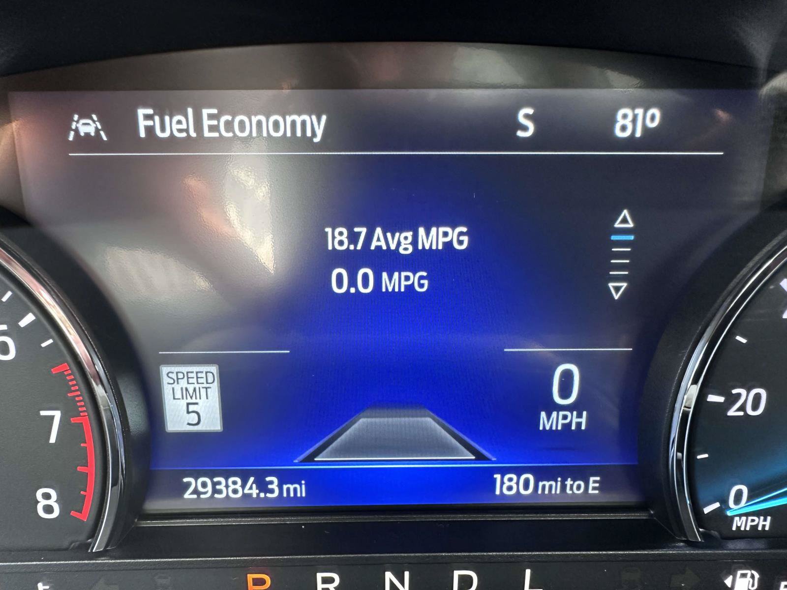 Used 2022 Ford Explorer XLT w/ Equipment Group 202A AWD/4WD image 31