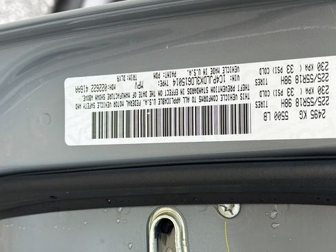 Used 2020 Jeep Cherokee Limited FWD image 43