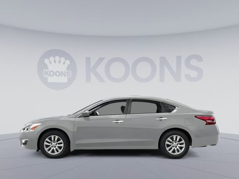 Used 2013 Nissan Altima 2.5 S image 4