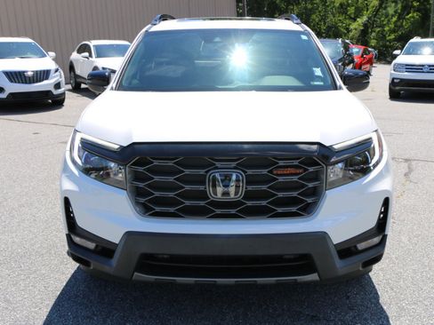 Used 2023 Honda Passport TrailSport image 11