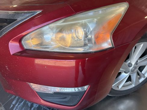 Used 2013 Nissan Altima 2.5 SV FWD image 9