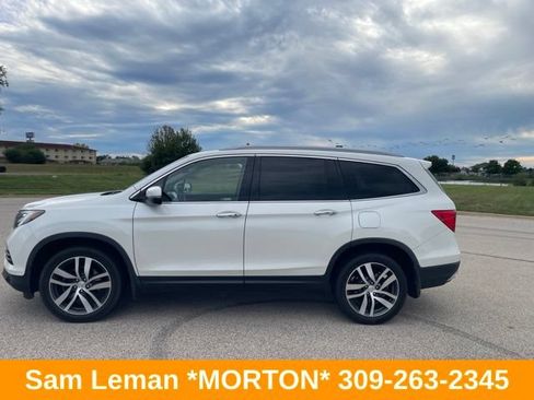 Used 2018 Honda Pilot Touring image 5