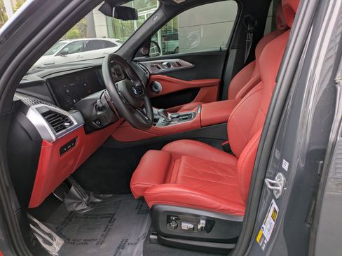 Used 2025 BMW XM AWD/4WD image 16