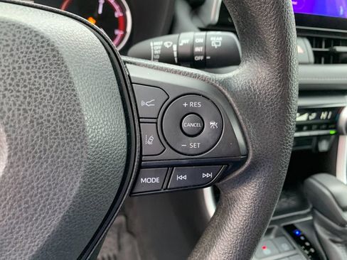 Used 2024 Toyota RAV4 XLE image 30