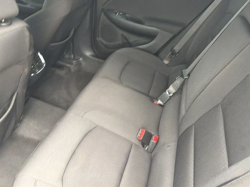 Used 2020 Chevrolet Malibu LT FWD image 30