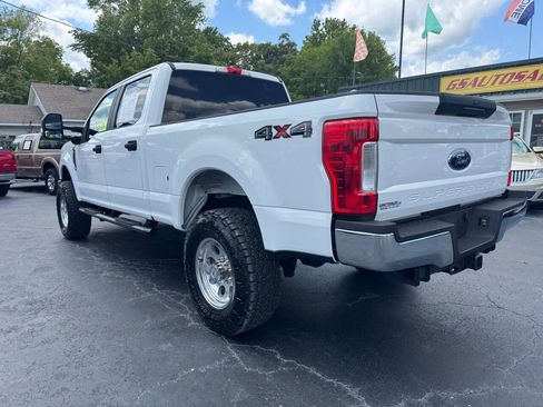 Used 2019 Ford F250 XL w/ STX Appearance Package AWD/4WD image 4